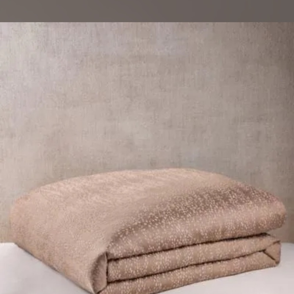 Hudson Park Collection Allegatore Duvet Cover, King - Exclusive - Picture 2 of 3